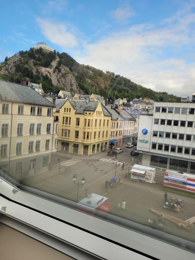 Ålesund Single Elegant Room I Sentrum- Sea View מראה חיצוני תמונה