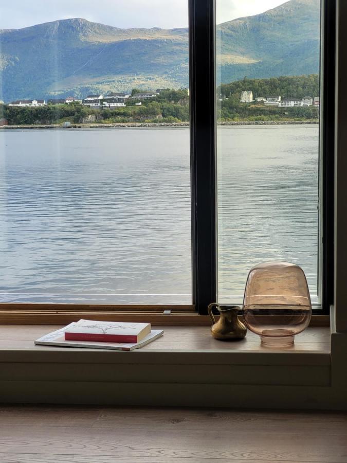 Ålesund Single Elegant Room I Sentrum- Sea View מראה חיצוני תמונה