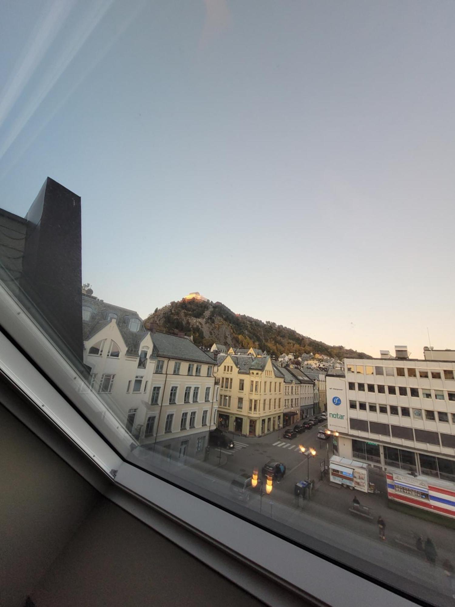 Ålesund Single Elegant Room I Sentrum- Sea View מראה חיצוני תמונה